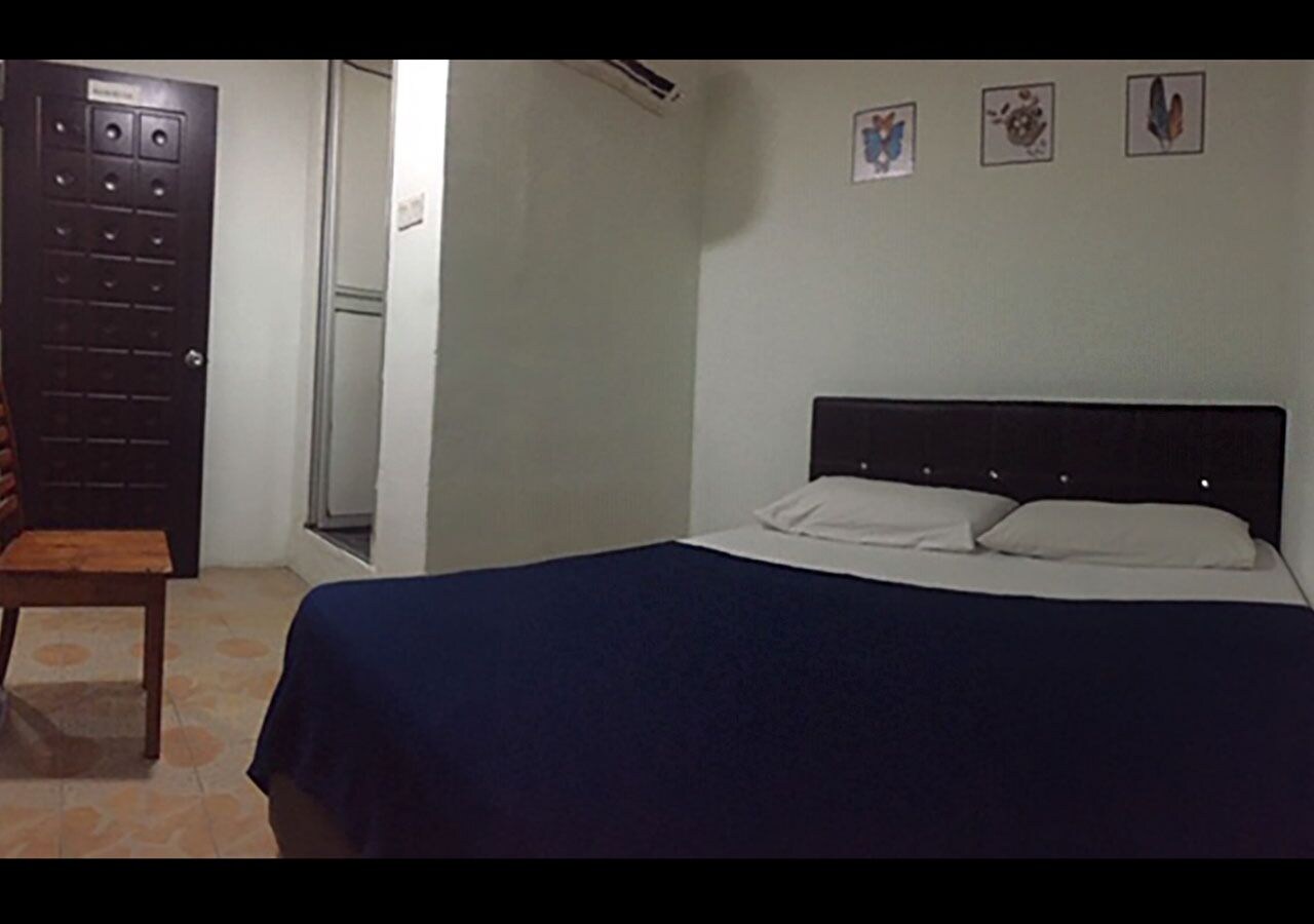 DELUXE, DOUBLE BED