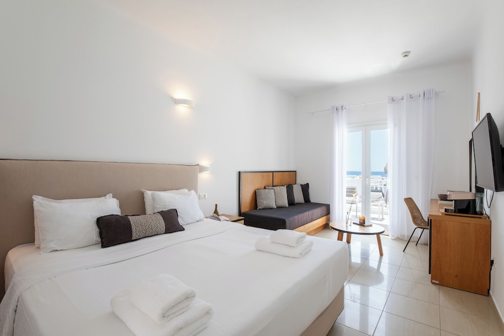 DELUXE, TRIPLE, SEA VIEW, BALCONY