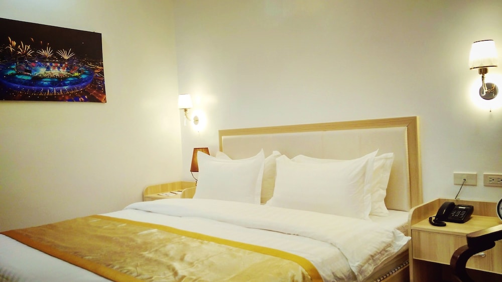 One El Nido Suite 34/96