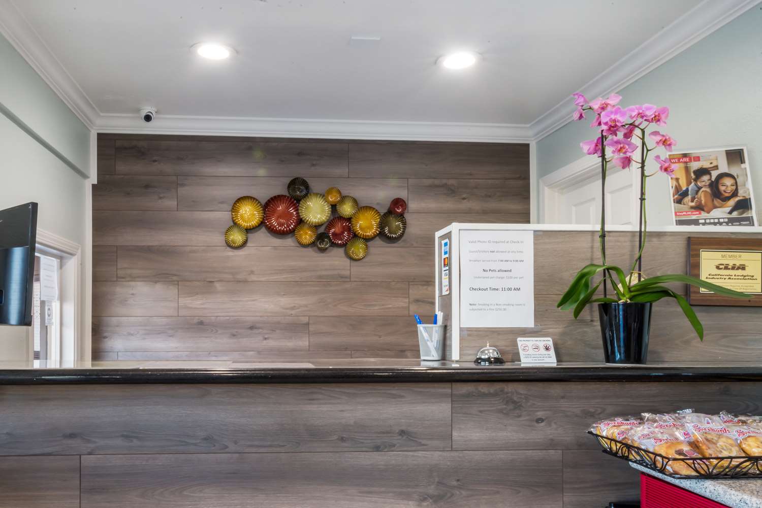 Americas Best Value Inn-Santa Rosa 6/27