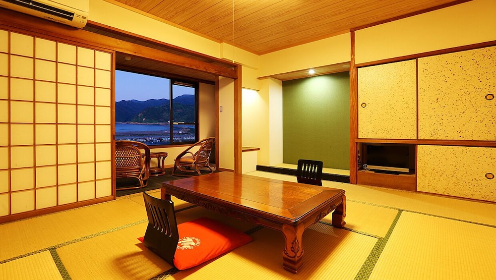 OKUKINOSAKI SEASIDE HOTEL 11/23