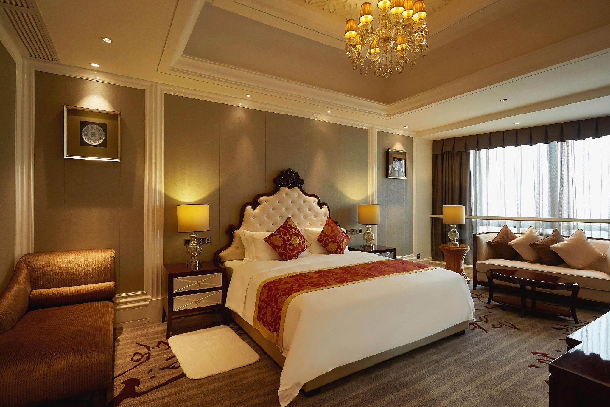 2 Bedrooms, Elegant, Suite, Living Area