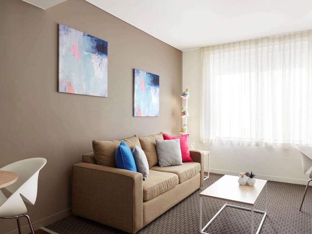 ibis Melbourne Hotel and Apartments 40/70