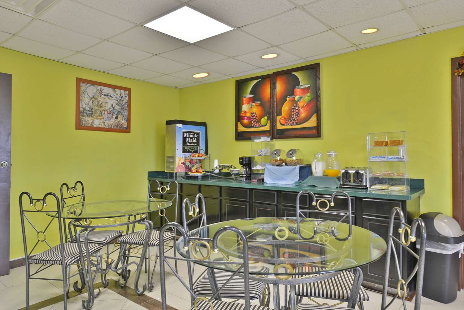 Americas Best Value Inn Suites Haltom City Ft Worth 10/15