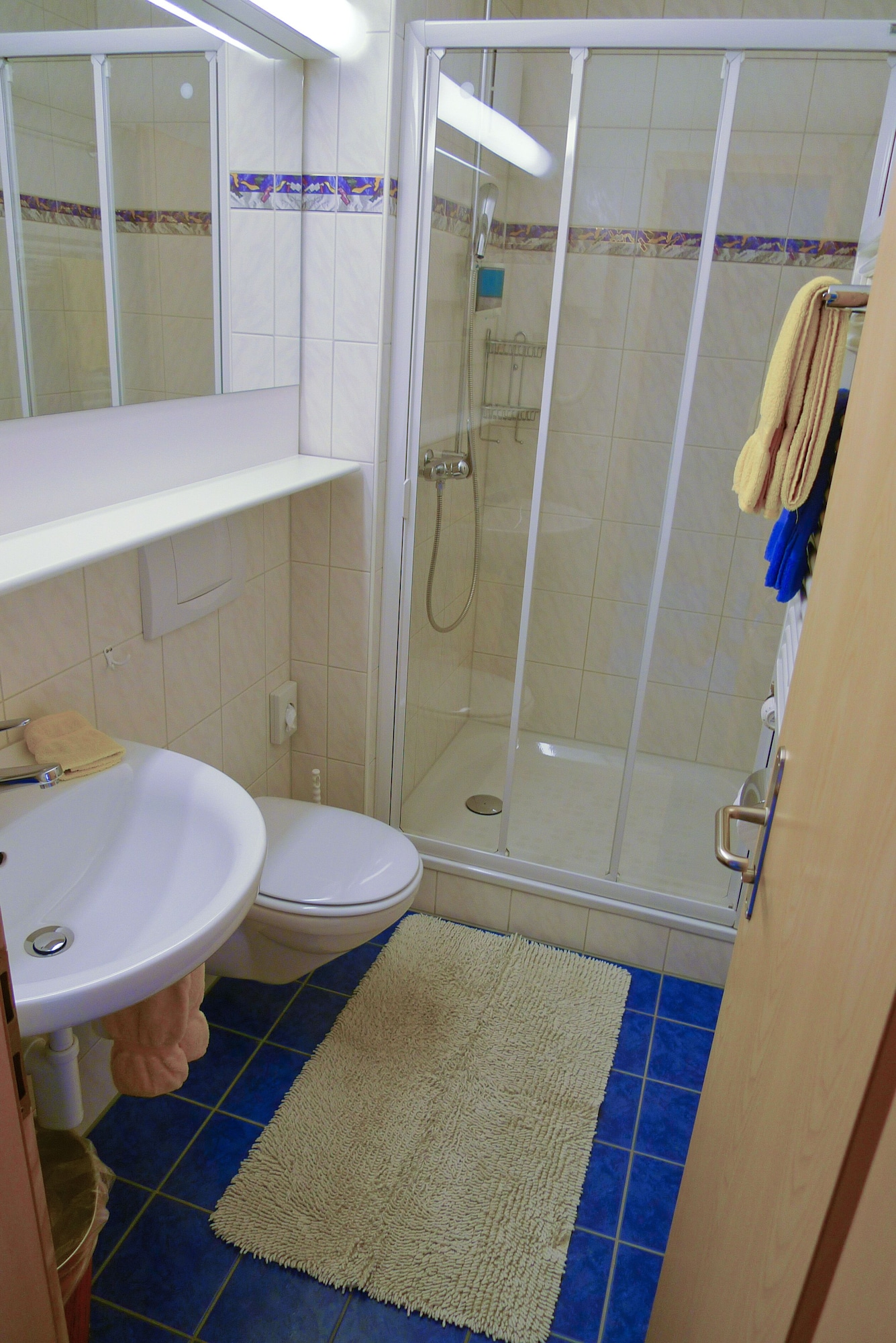 غرفة ثلاثية بثلاثة أسرّة، Hotel Edelweiss 3/3