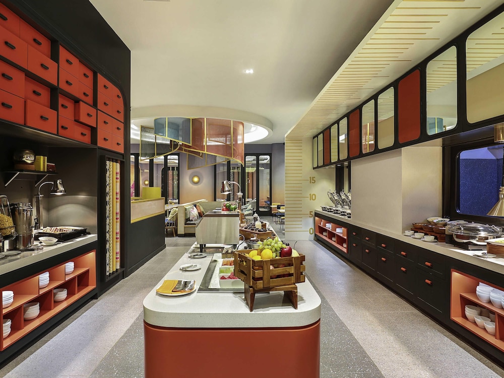 Ibis Styles Jakarta Tanah Abang Hotel 33/49