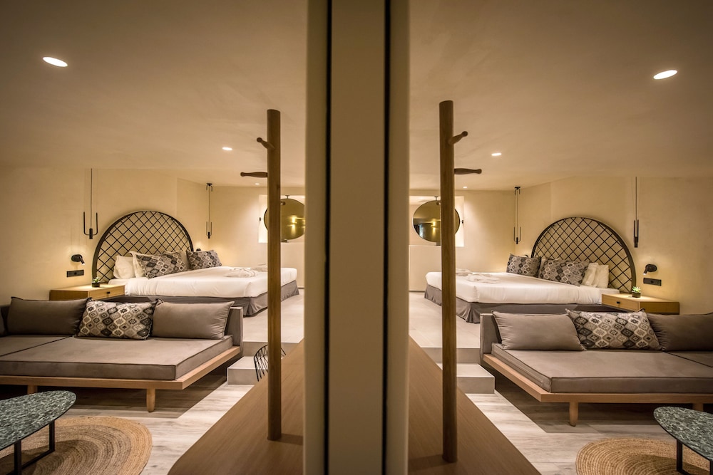 Petousis Hotel & Suites 27/50
