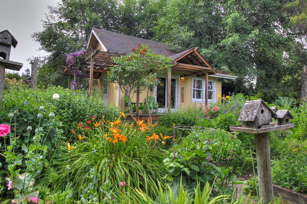 Country Cottage of Langley 60/67