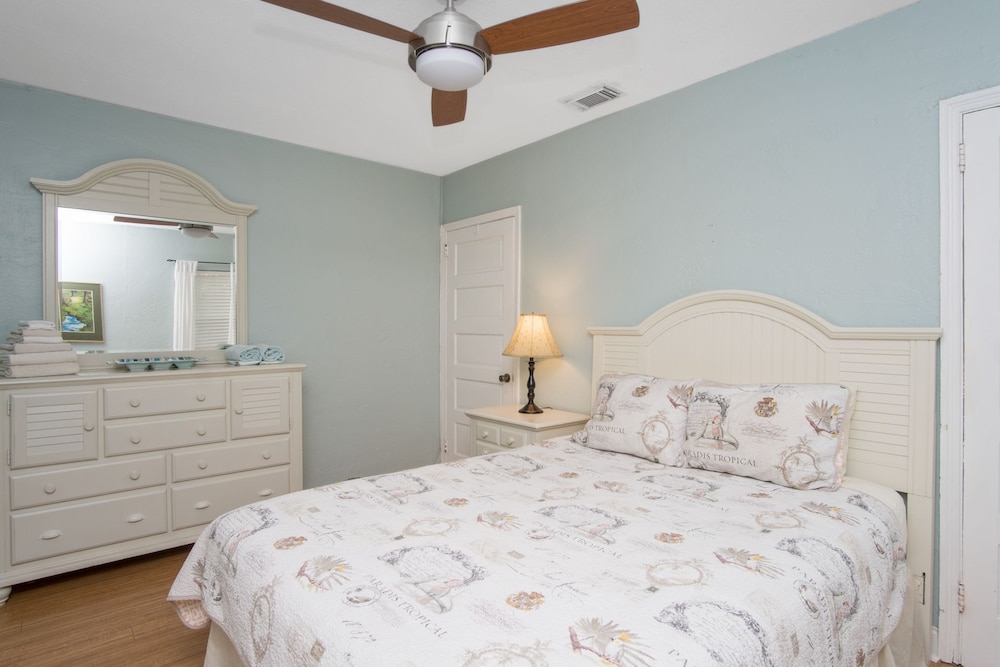 Beach Place Guesthouses 27/74