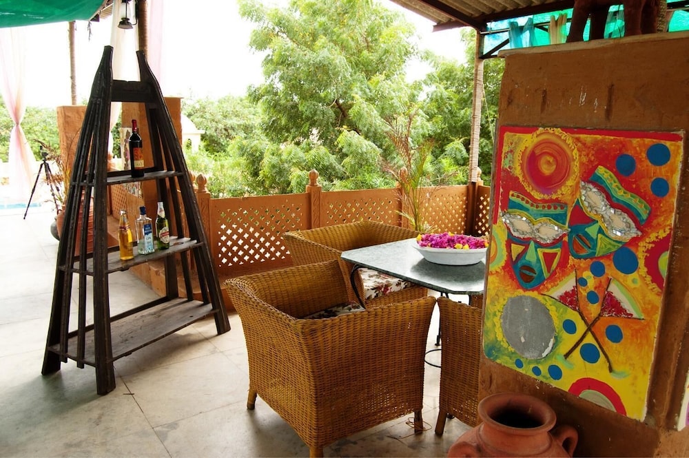 MIRVANA NATURE RESORTS 28/43