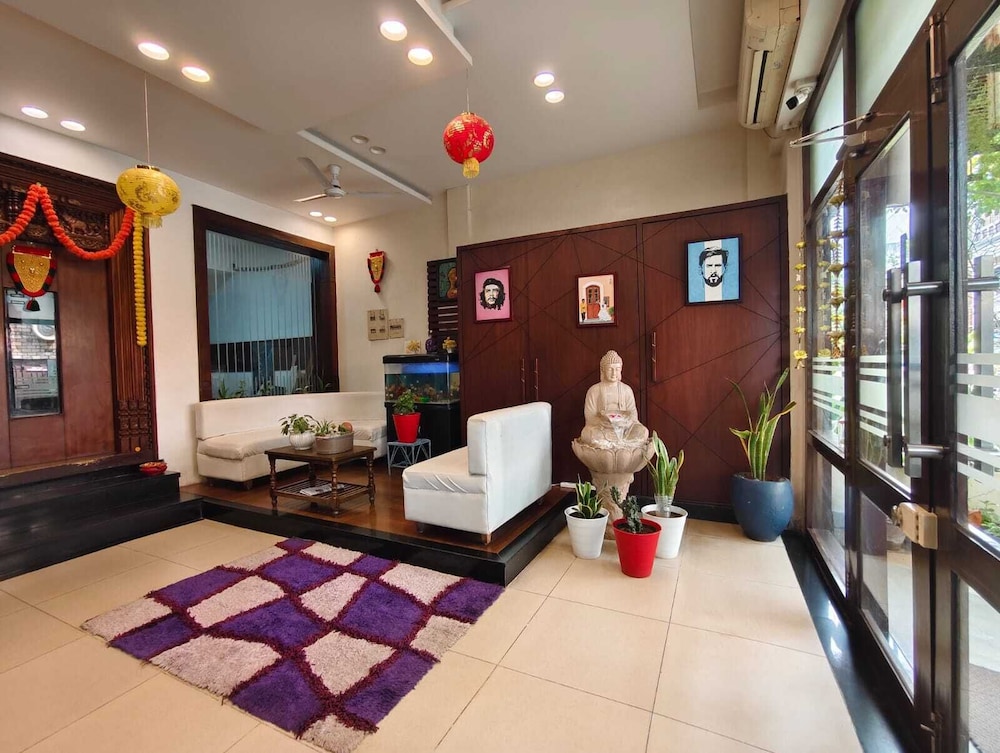 OYO Rooms off Aurobindo Ashram 7/65