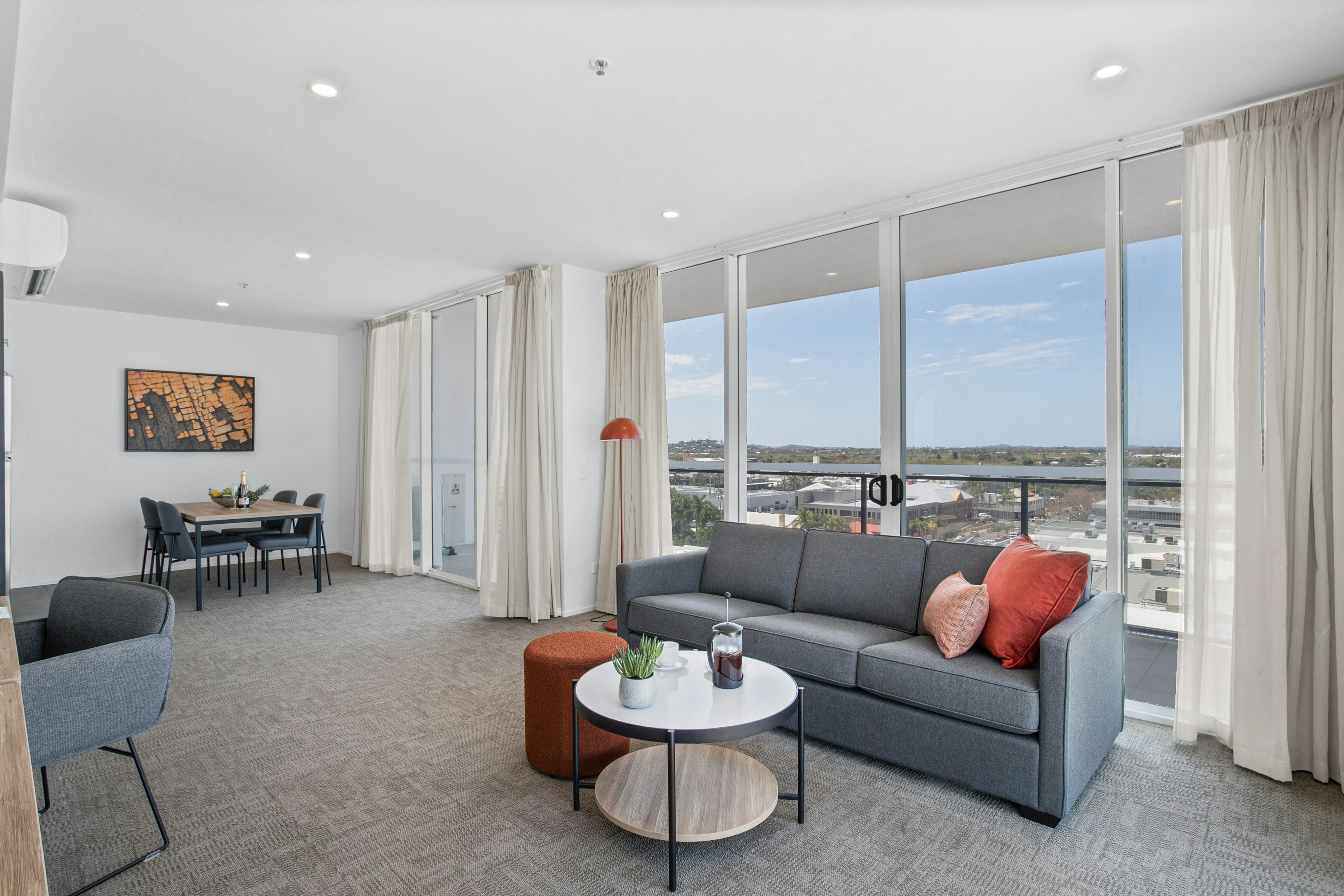 1 BEDROOM, EXECUTIVE, APARTMENT