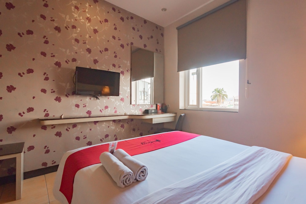 RedDoorz Premium Near Bandung Station 29/63