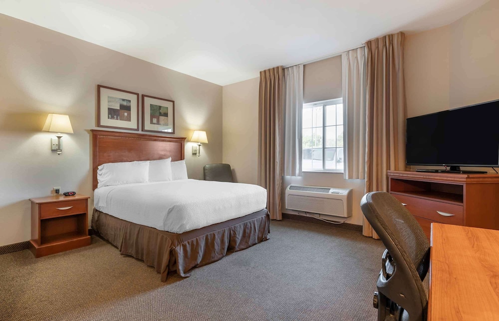 استوديو بسرير كوين، CANDLEWOOD SUITES BARTLESVILLE EAST 5/8