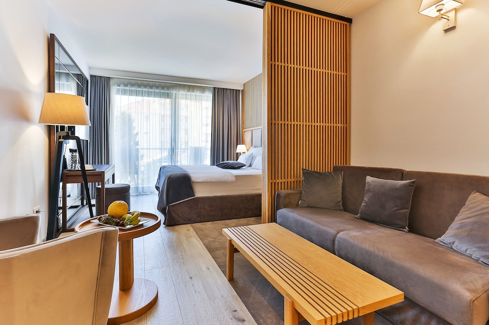 FAGUS by Aycon 53/68