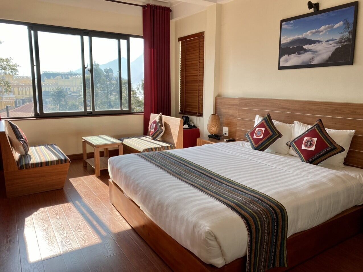 EXECUTIVE, DOUBLE BED