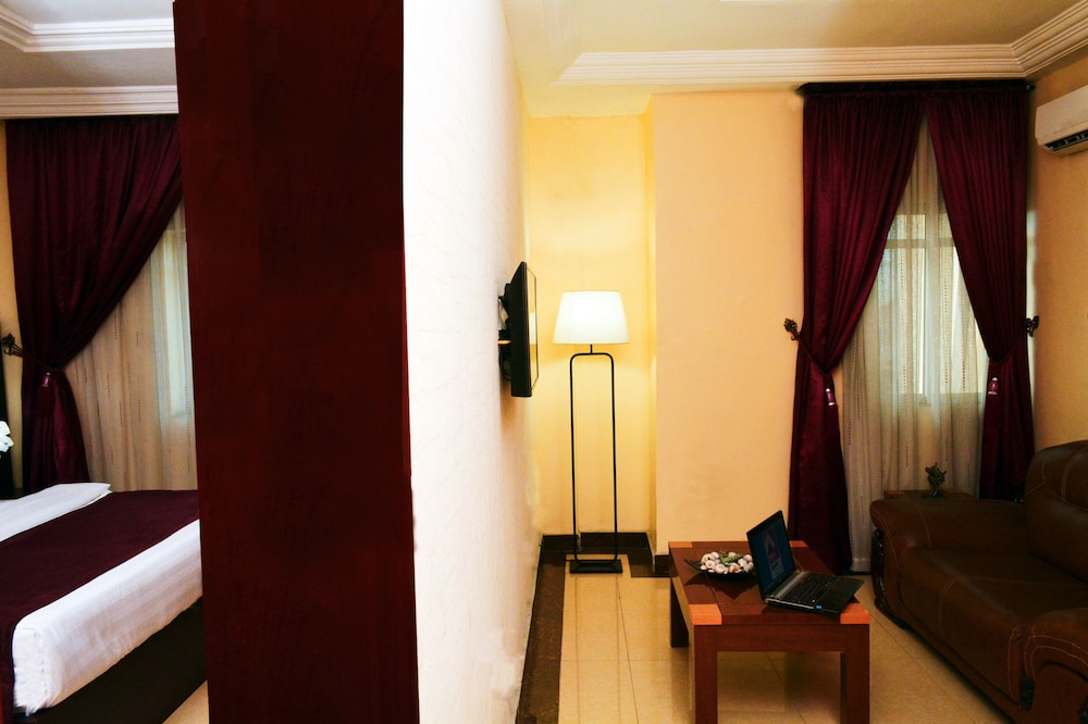 Swiss Spirit Hotel And Suites Danag 18/52