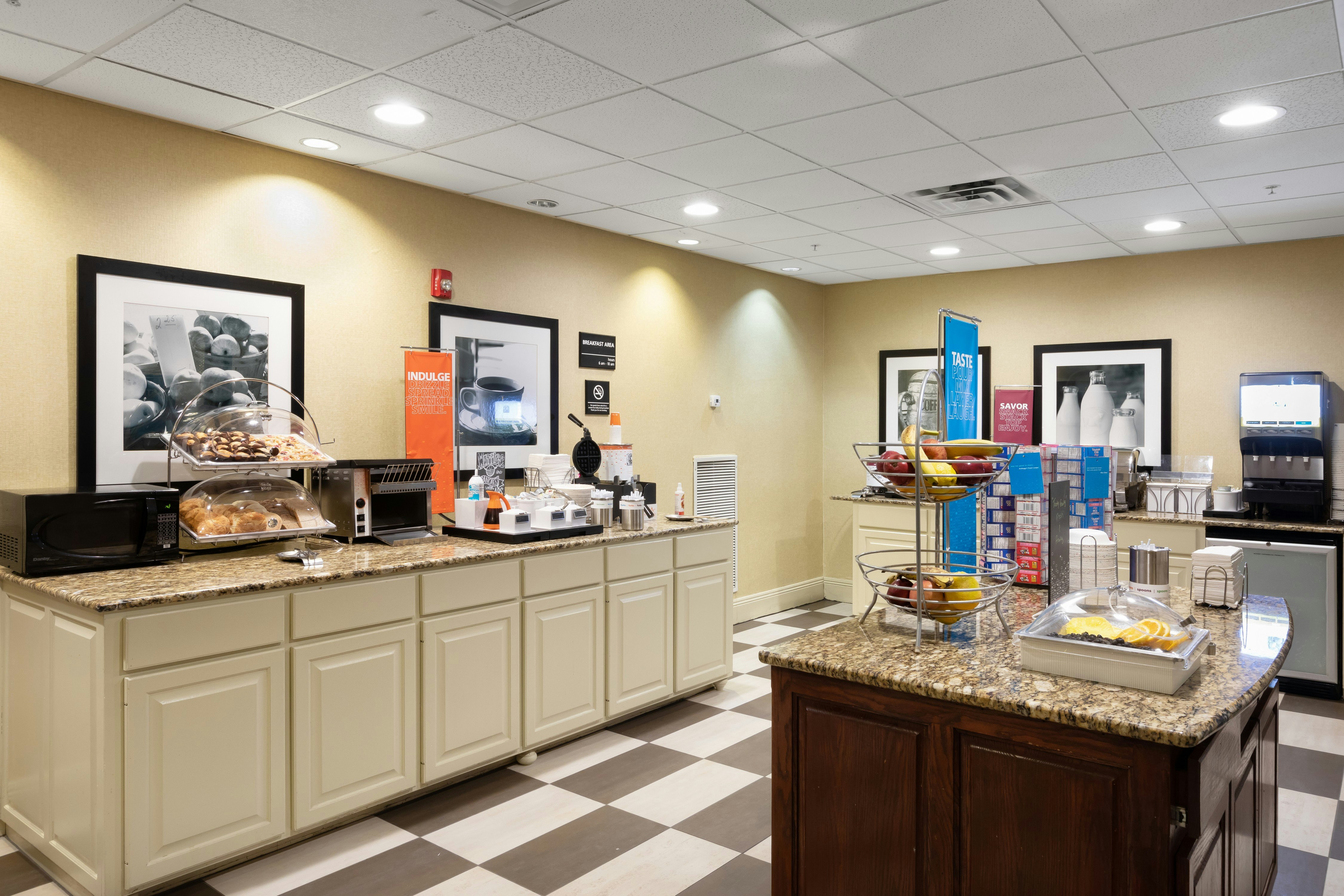 Hampton Inn and Suites Baton Rouge I 10 East 42/56