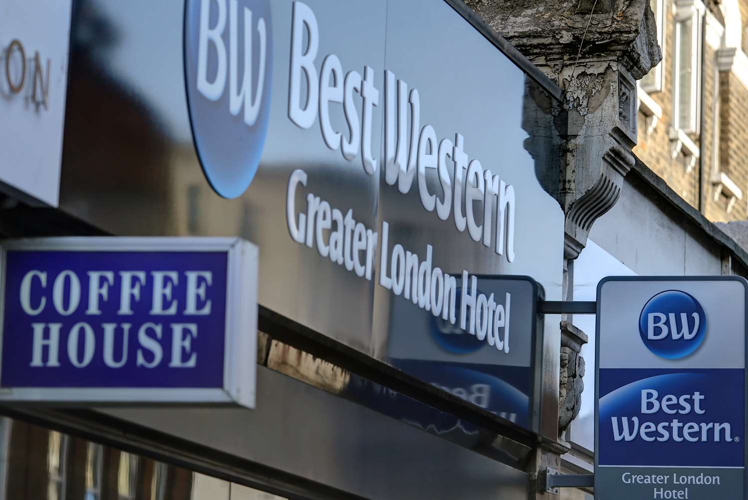 Best Western Greater London Hotel 7/52