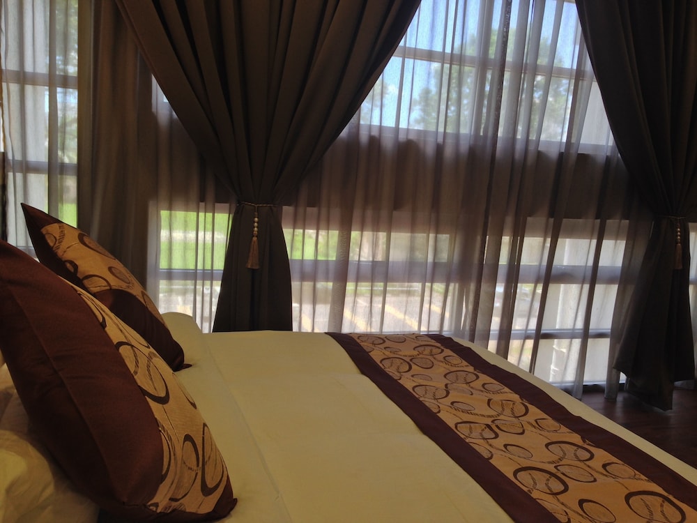 Lot 10 Boutique Hotel Kuching 23/27