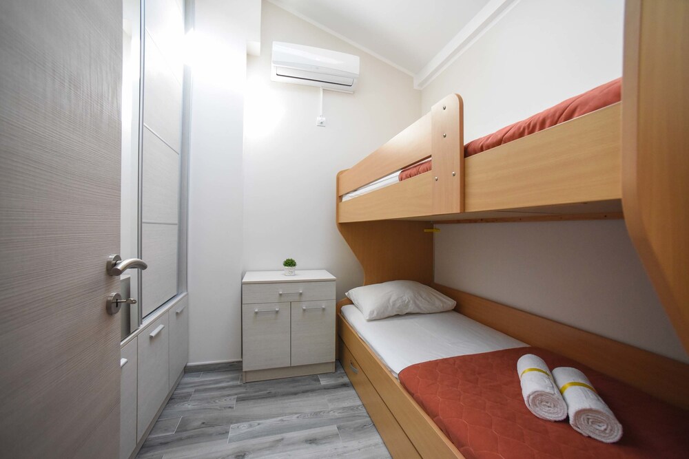 D D Apartments Tivat 15/18