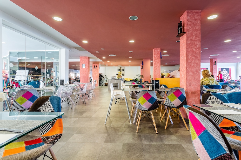 Bluebay Lanzarote 20/32
