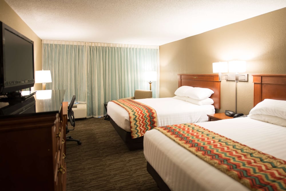 Pear Tree Inn Cape Girardeau Near the Medical Center 2/22