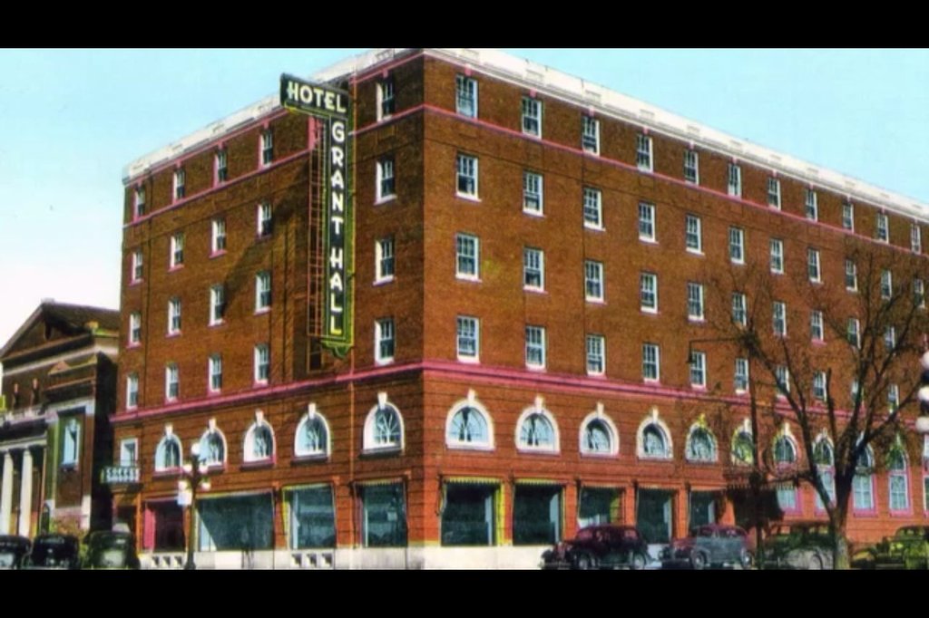 Grant Hall Hotel 2/87