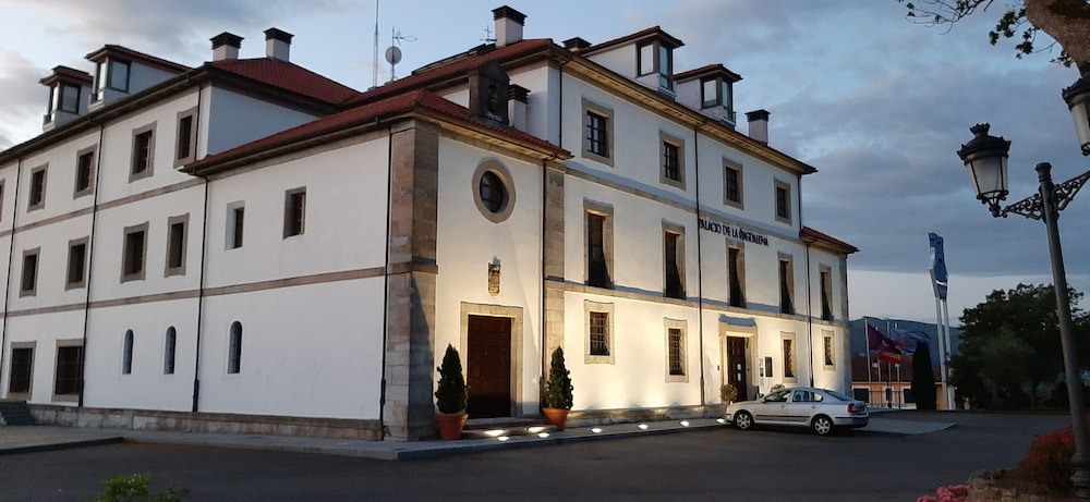 Hotel Palacio De La Magdalena 27/33