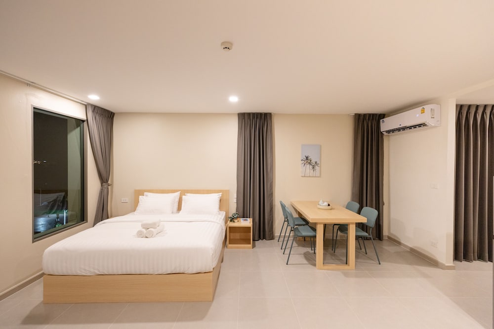 Good nine Hotel 7/20