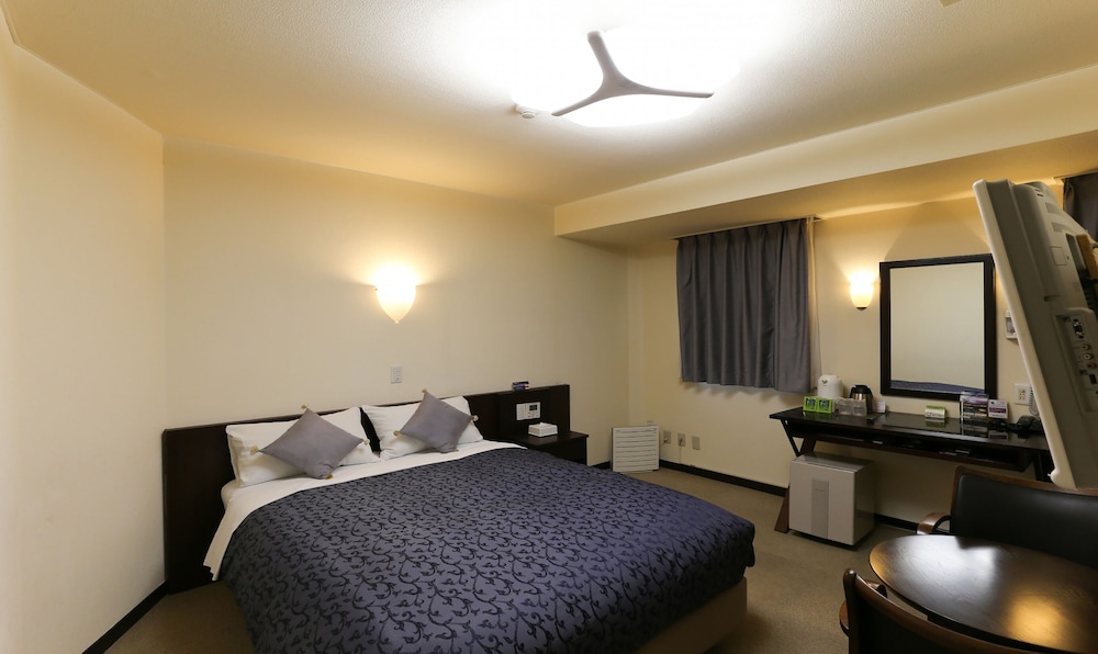Kawasaki Hotel Park 6/56