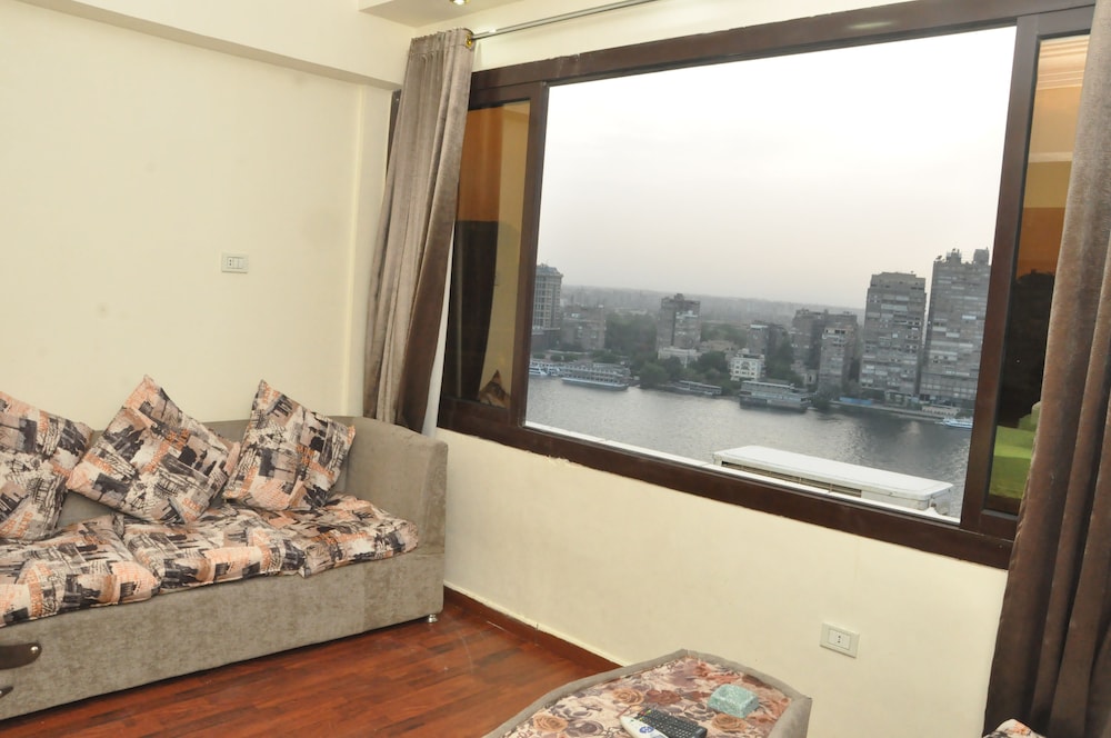 Nile Sky Suites Hotel 35/50