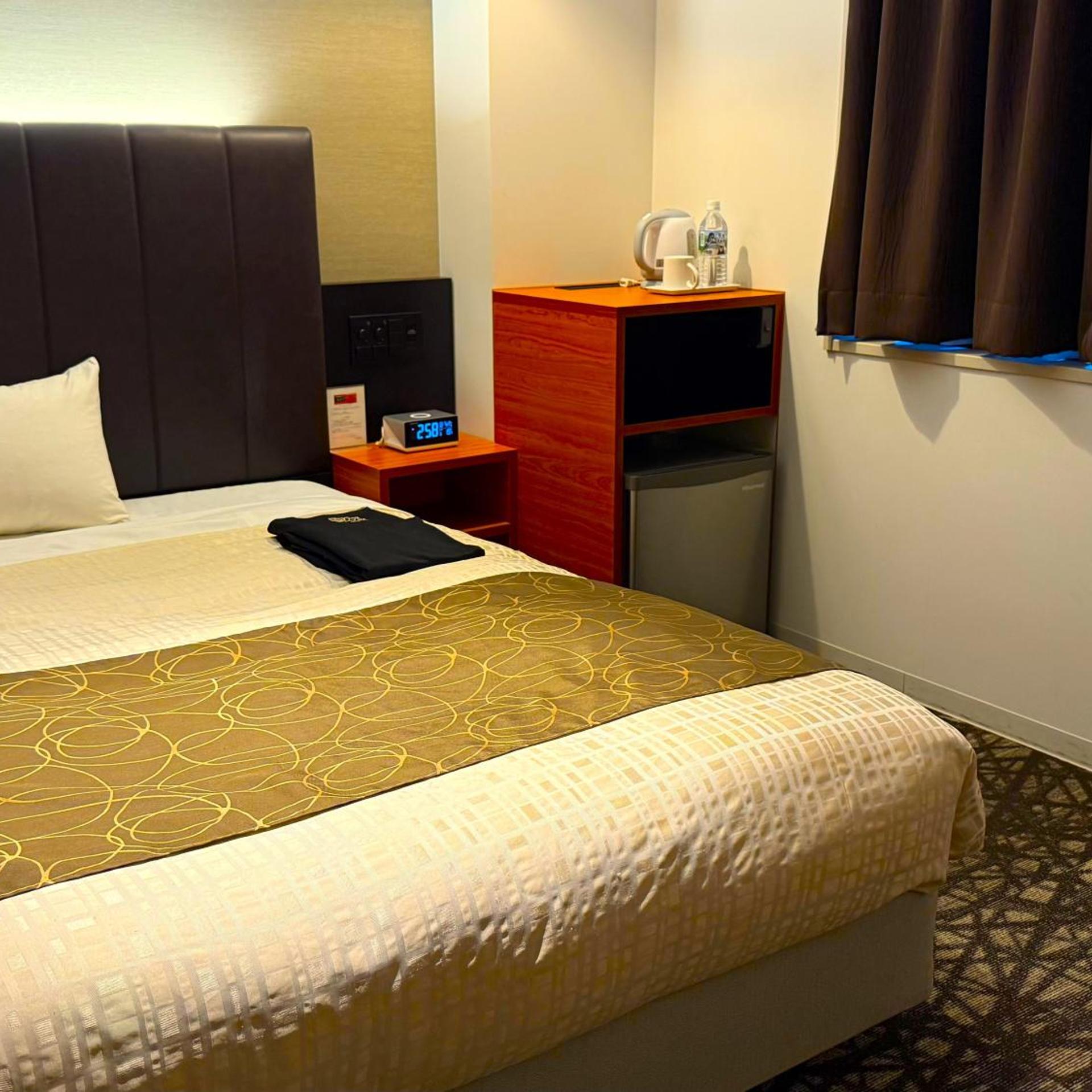 Standard, Single, Double Bed, Electronic Cigarette Only