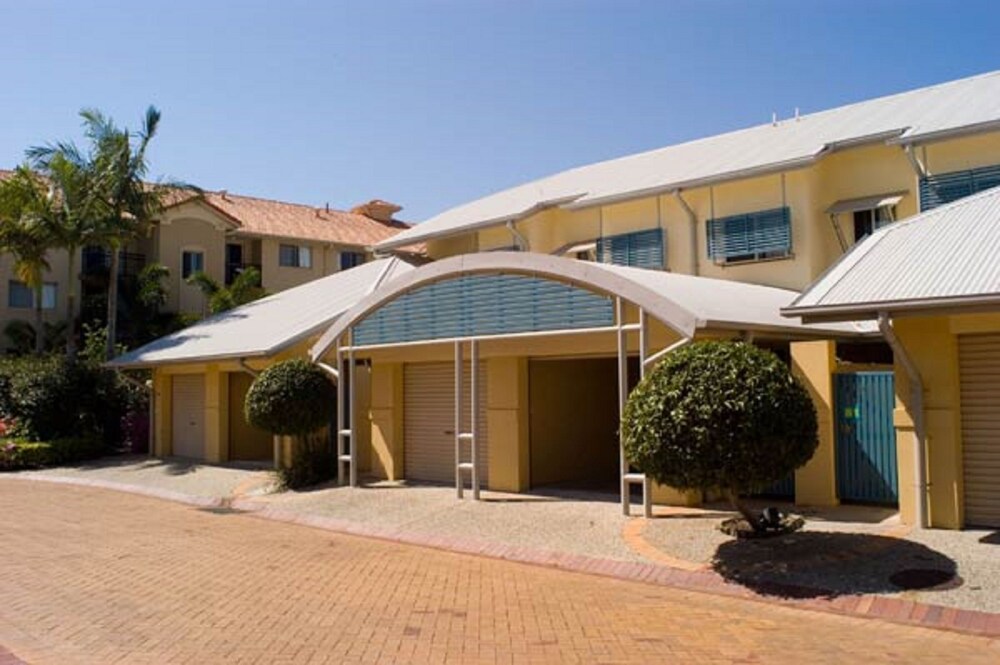 Diamond Sands Resort 3/23