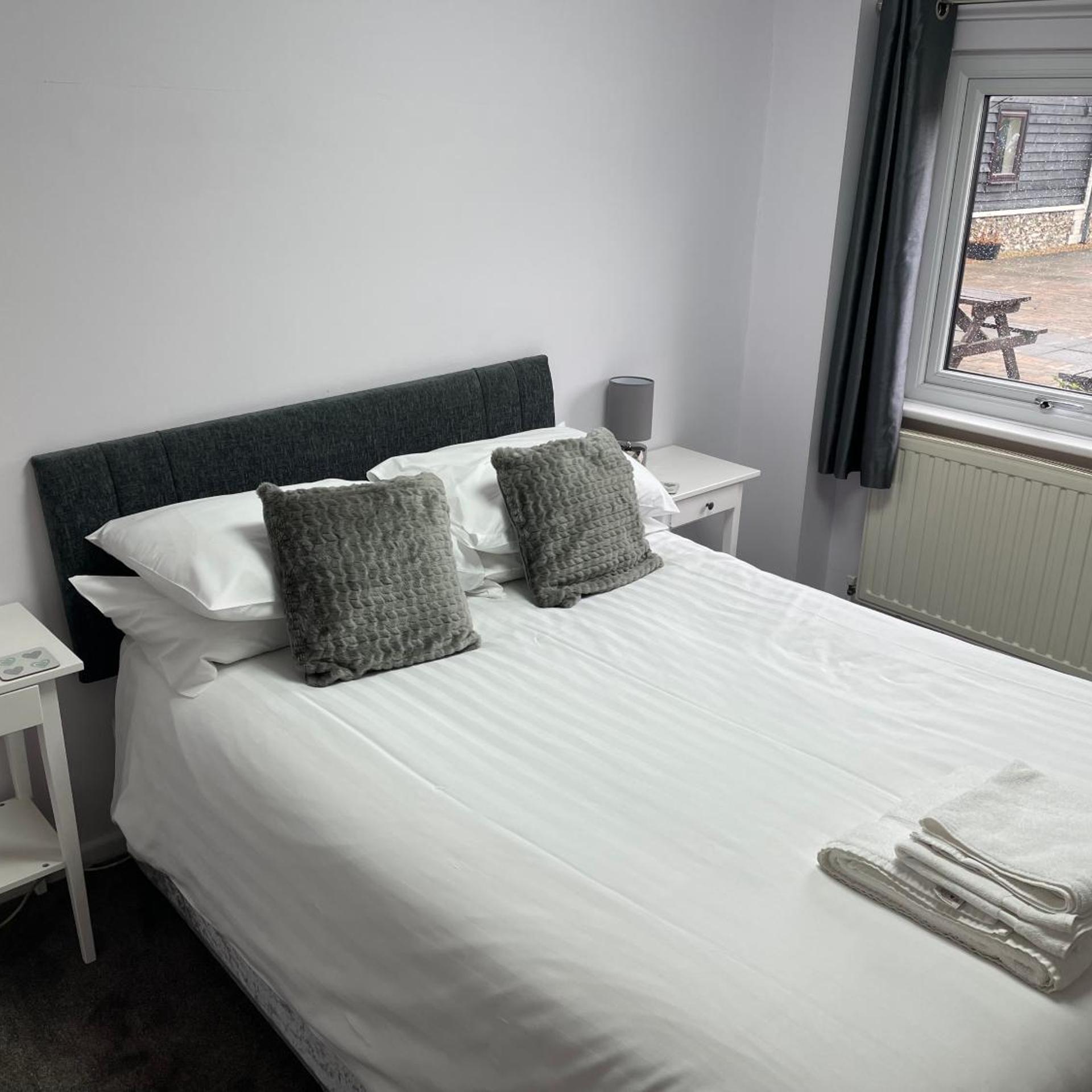Coach House Hotel 20/60