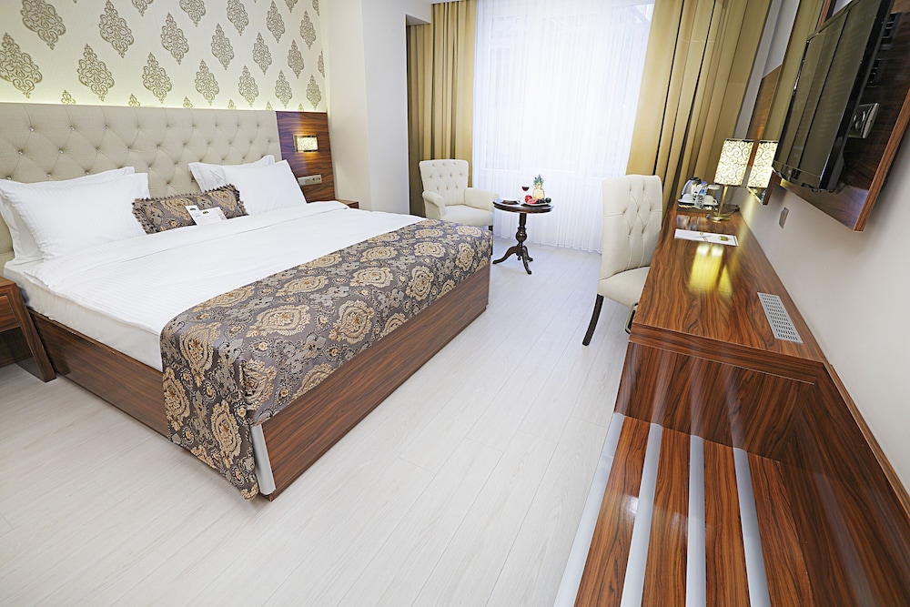World Point Reis Inn Hotel 10/50