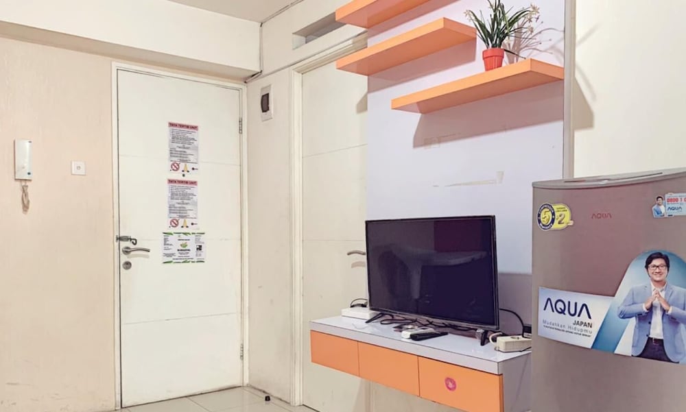 Travelibu @ Bassura City Apartment by ZUZU 14/19