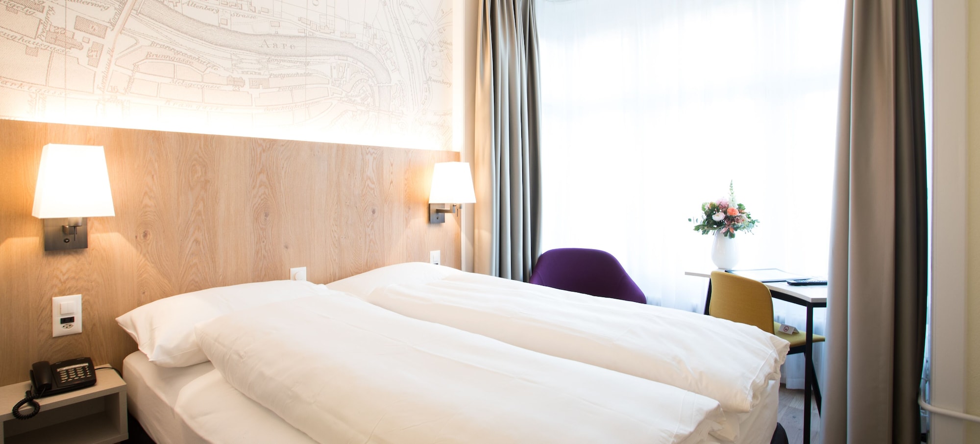 STYLE, QUEEN BED