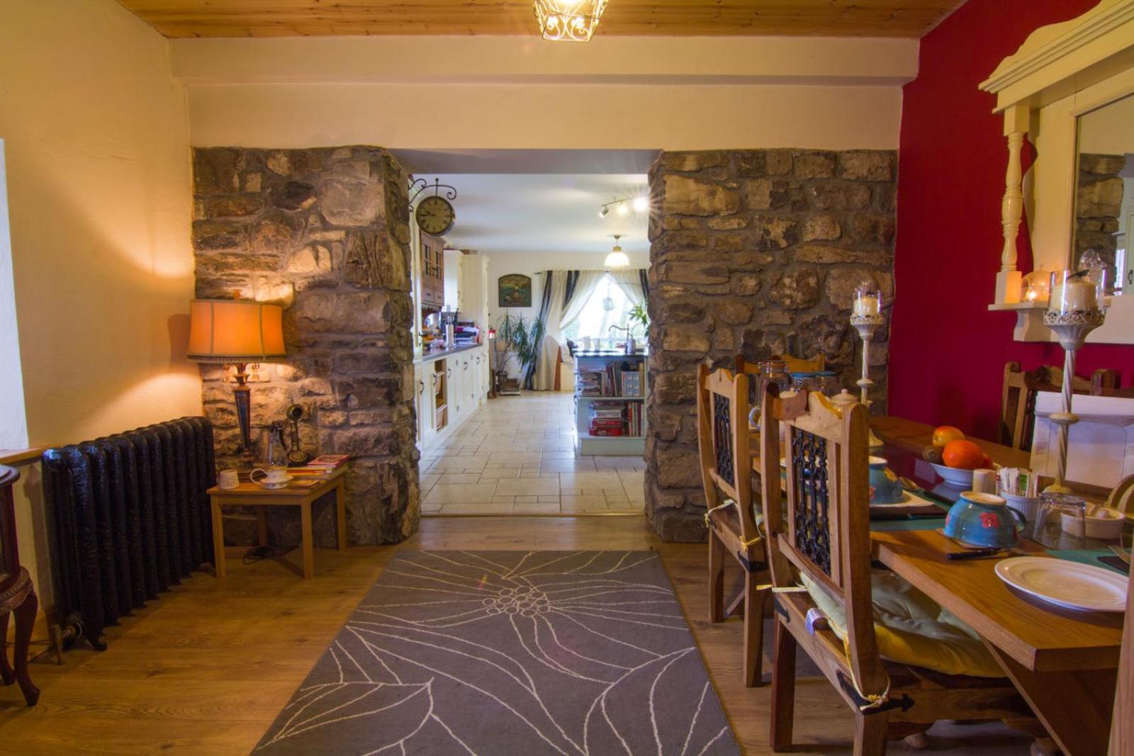 The Thatched Cottage B&B 19/25