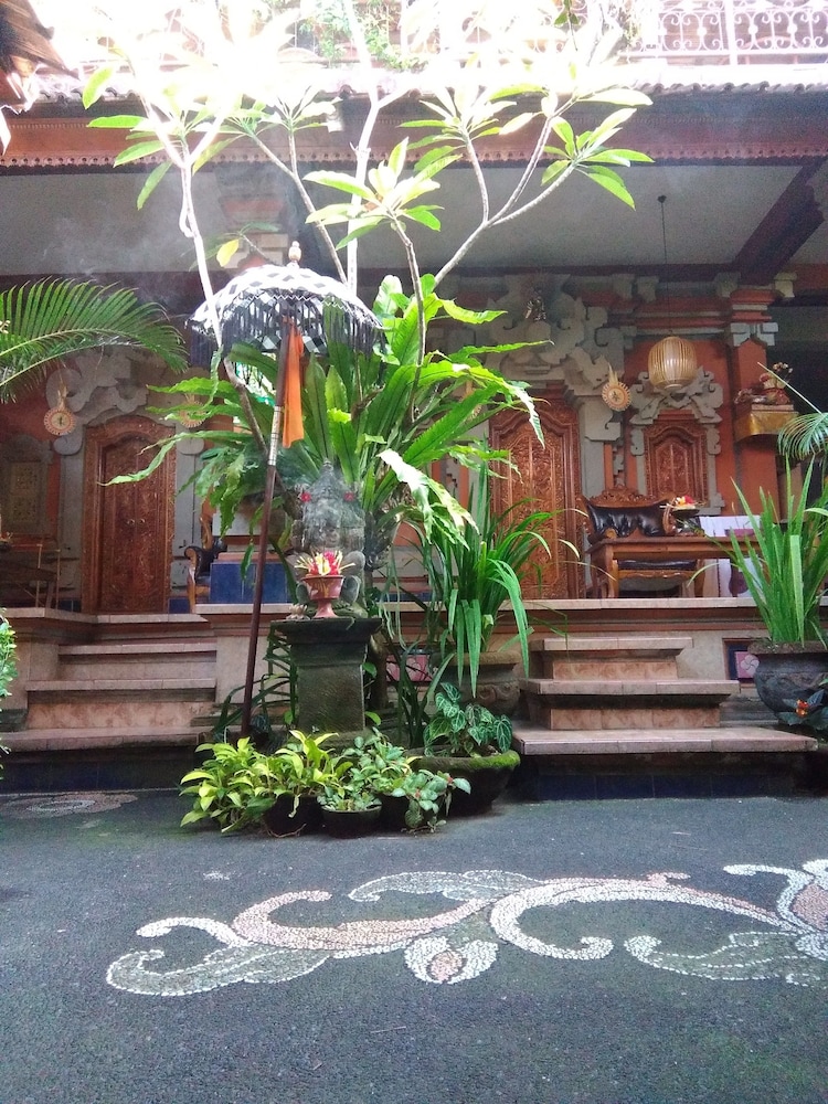 Praety Home Stay 34/40