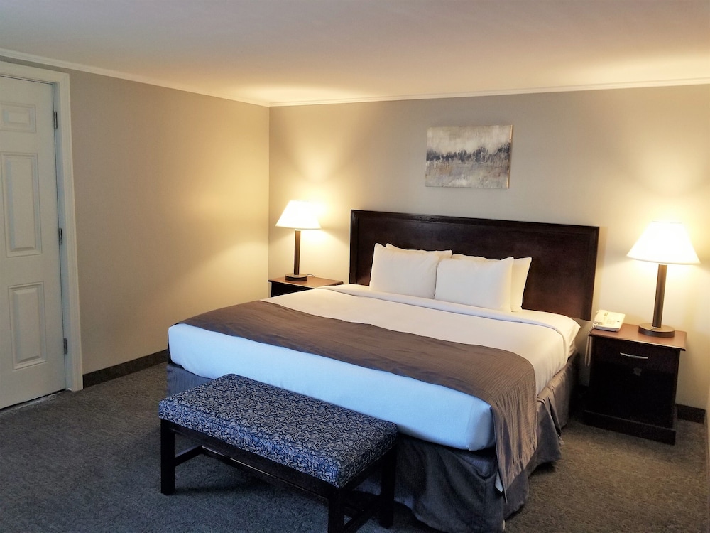 Mt Madison Inn & Suites 15/46