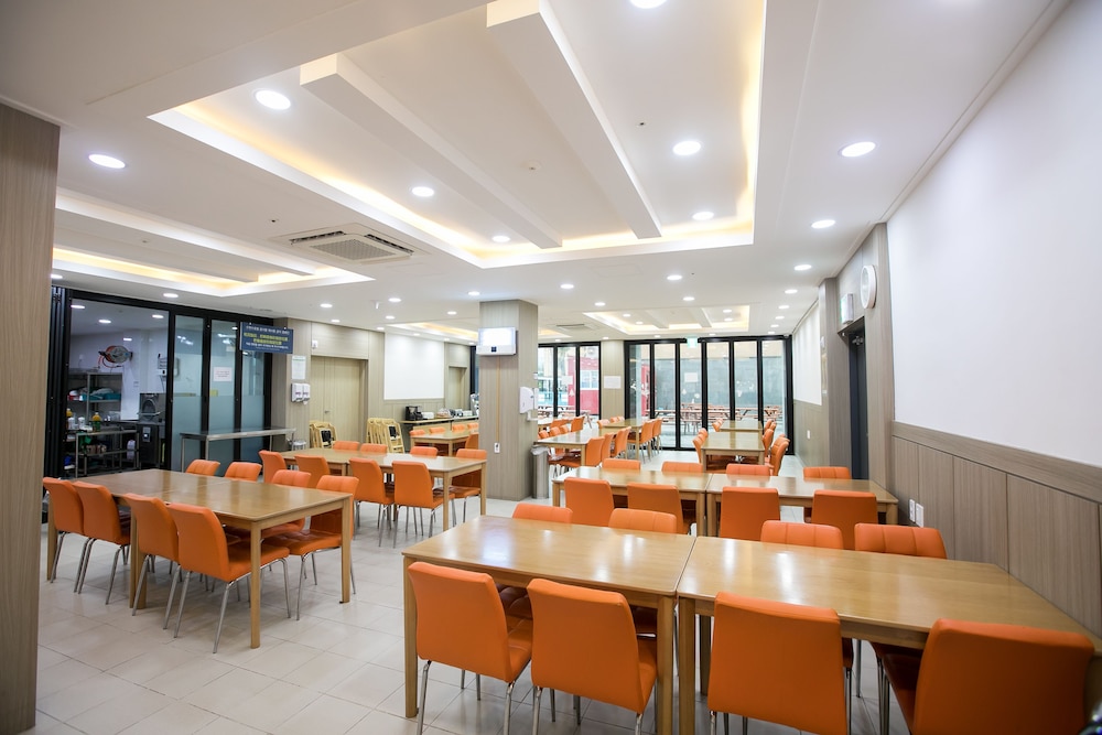 Suandsu Hotel 52/71