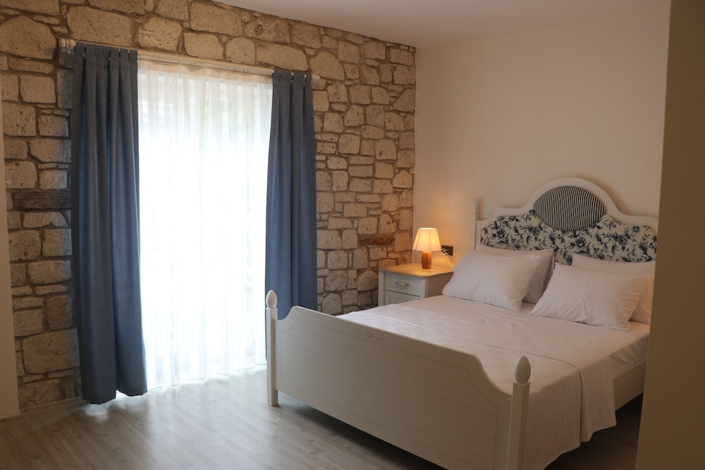 Mavi Konak Otel Alacati 25/49