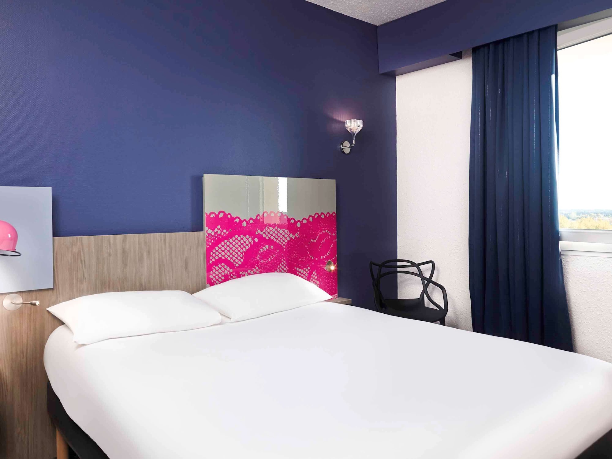 STANDARD, DOUBLE BED