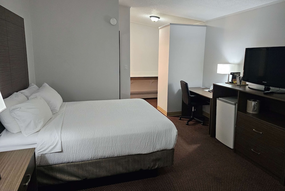 Days Inn by Wyndham Swift Current 7/41
