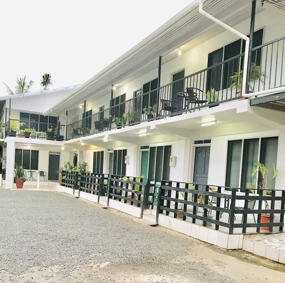 Moatoga Hotel 3/50