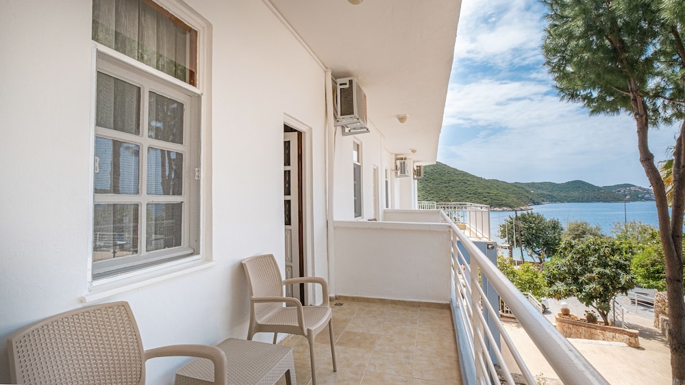 Kas Marin Hotel 11/69