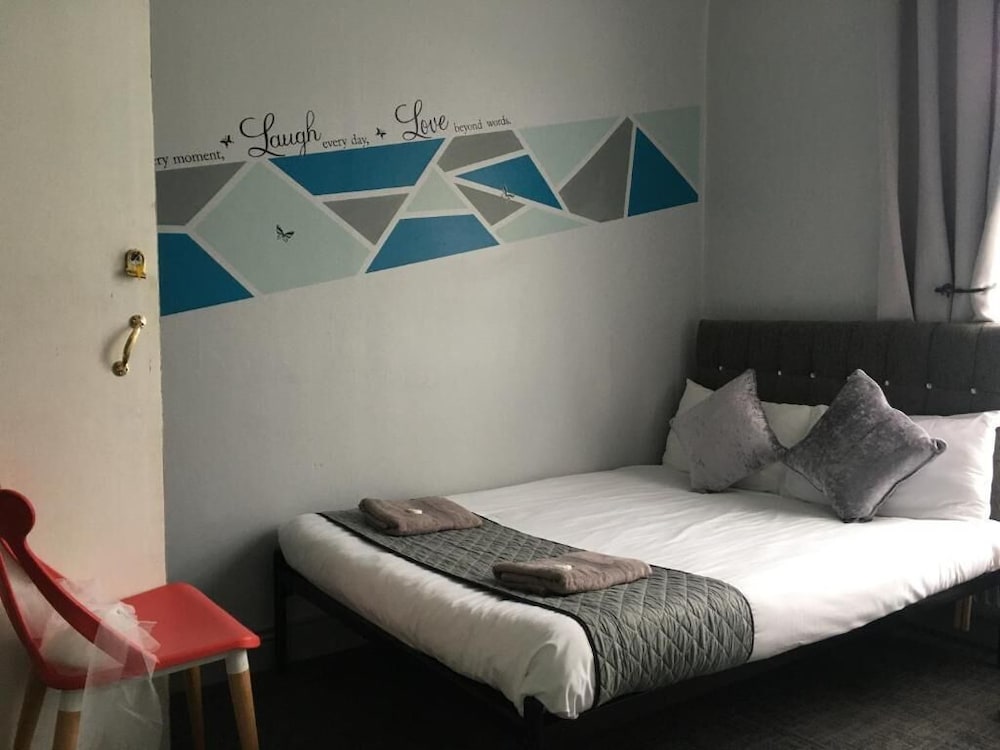 Queen's Guesthouse 4/50