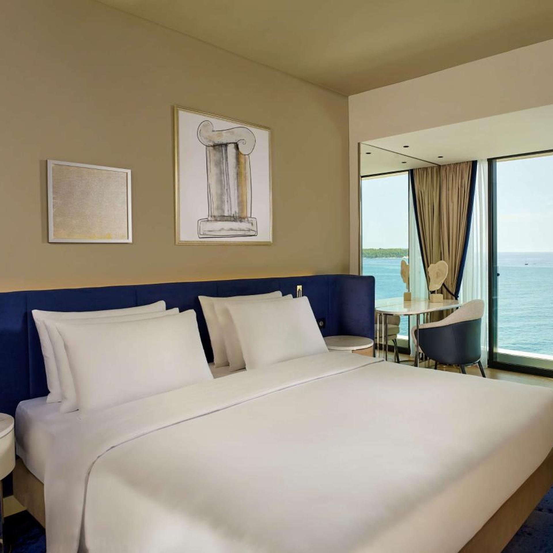 Collection, Superior, King Bed, Panoramic Sea View