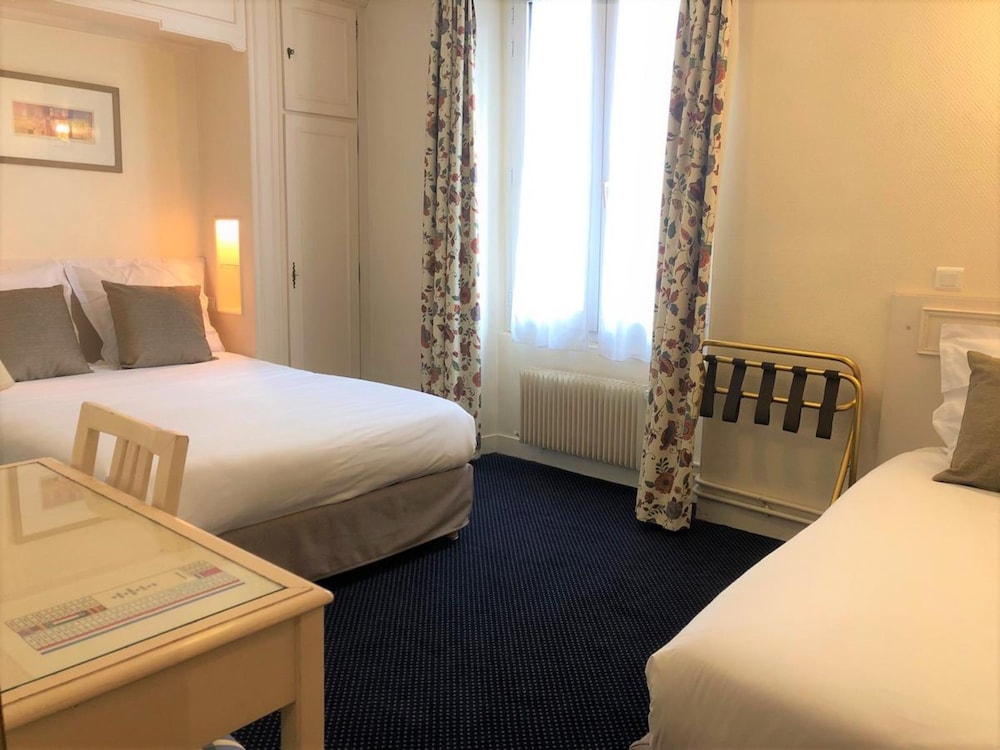 HOTEL DE SUEZ 43/59